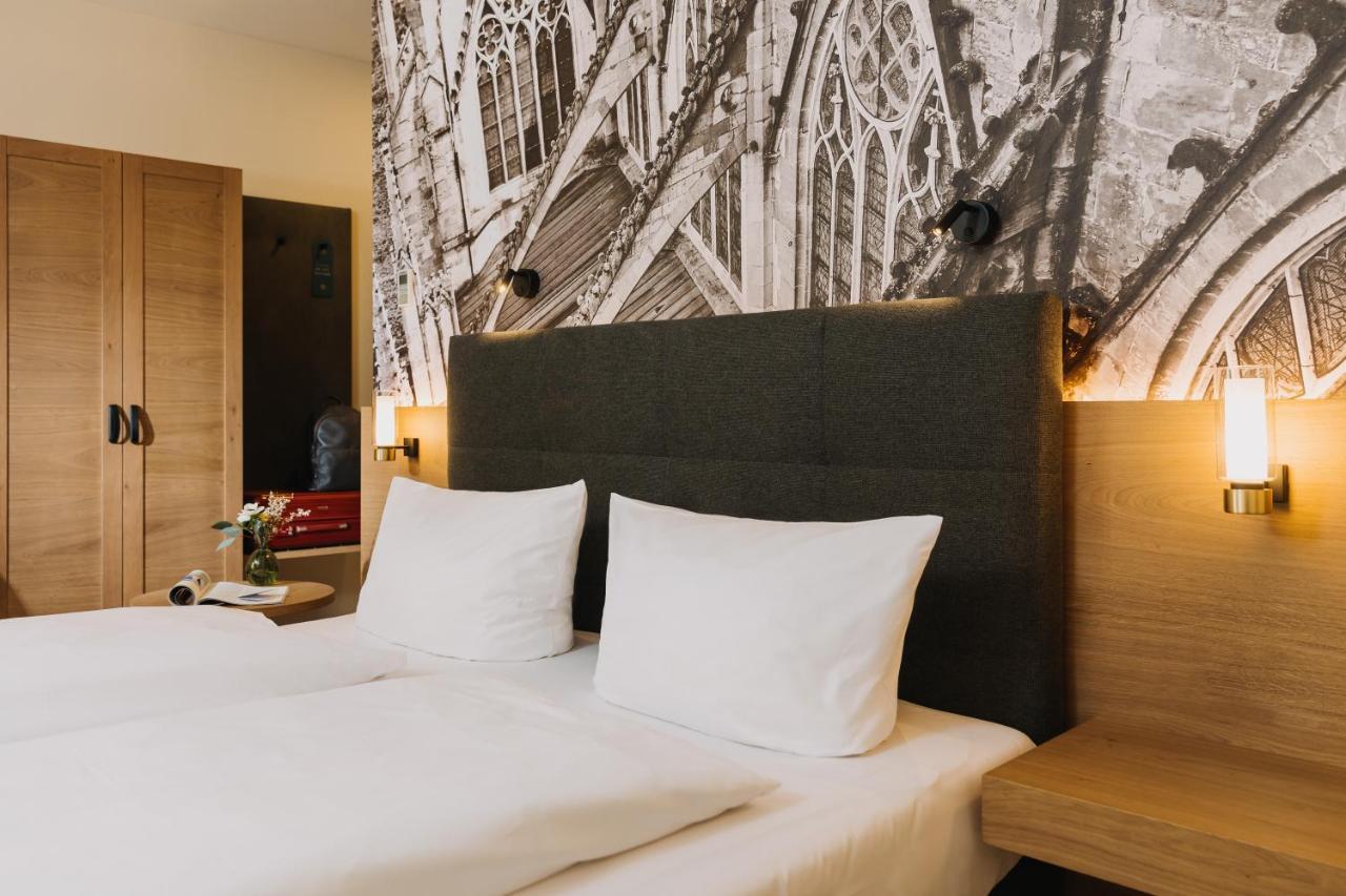 Altstadthotel Arch เรเกนส์บวร์ก ภายนอก รูปภาพ